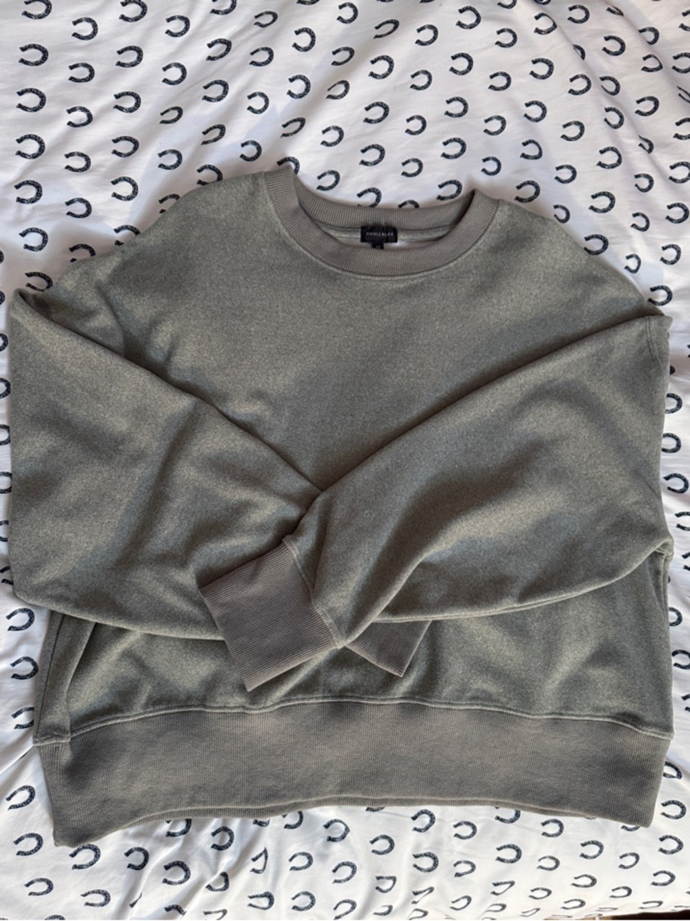 Buckle Green Cropped Sweater